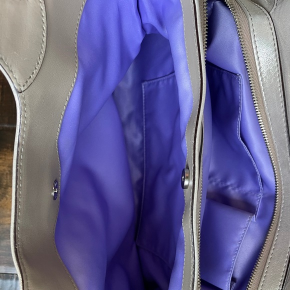 Coach Purse - Picture 7 of 9